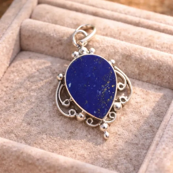 Lapis Lazuli Statement Pendant in 925 Silver – For Wisdom