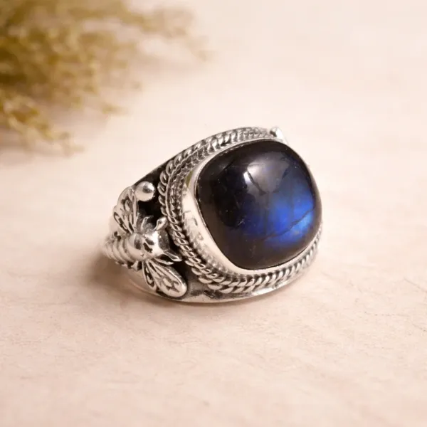 Artisan Labradorite Statement Ring in 925 Sterling Silver for Women