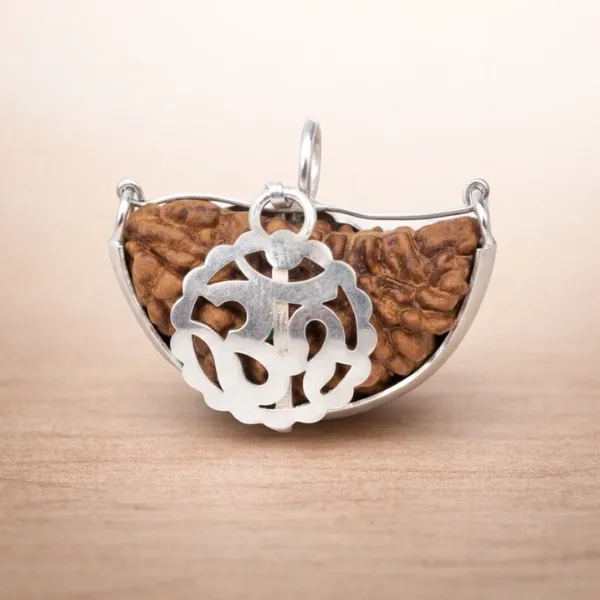 1 Mukhi Rudraksha with OM Silver – Ek Bead, Ek Focus, Ek Raasta